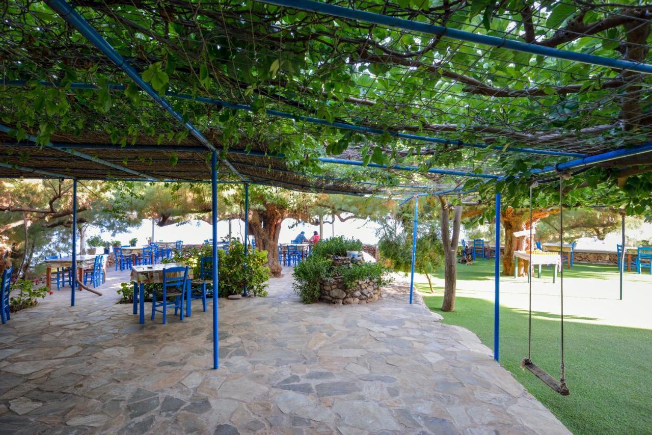 Taverna Akrogiali Loutro Exteriör bild