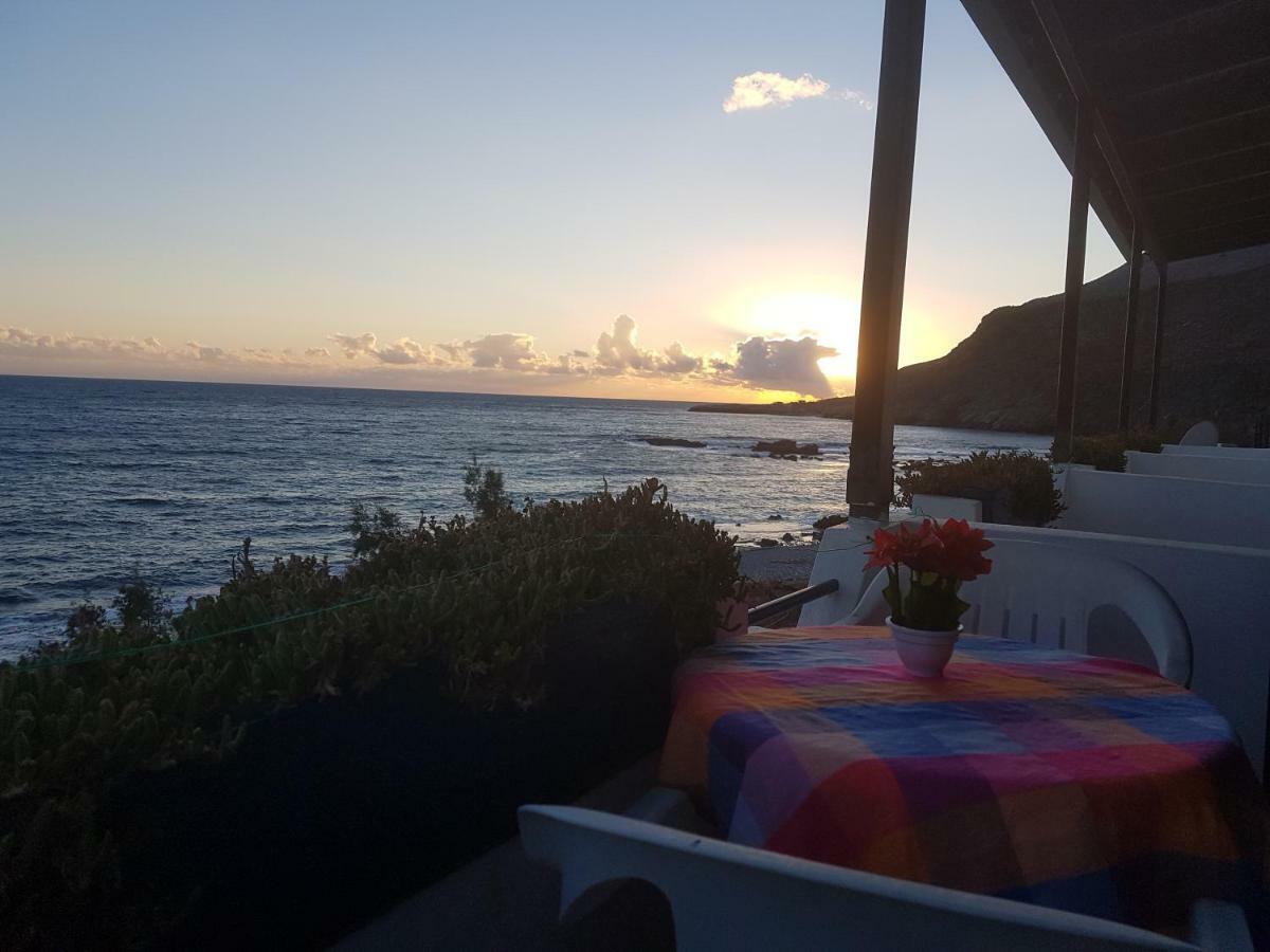 Taverna Akrogiali Loutro Exteriör bild