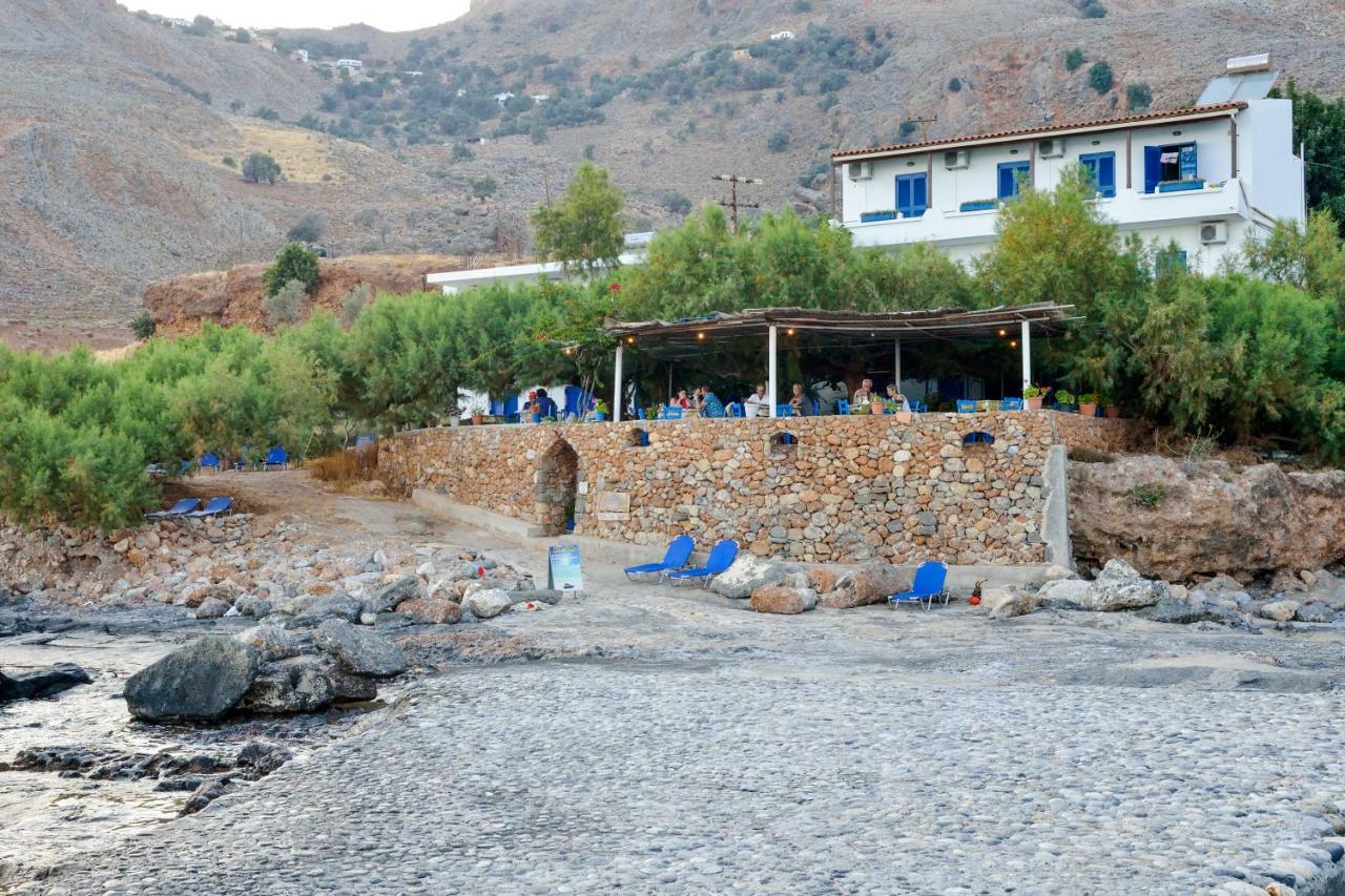 Taverna Akrogiali Loutro Exteriör bild